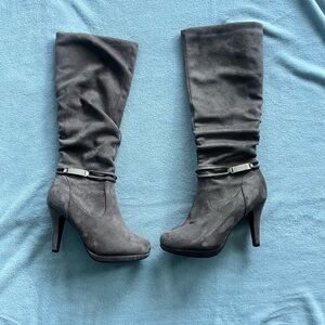 Dream Pairs Charcoal Heeled Boots